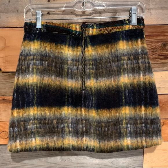 NWT UO Urban Outfitters Journey Wool Pelmet Mini Skirt In Black Multi Size S - Picture 9 of 12